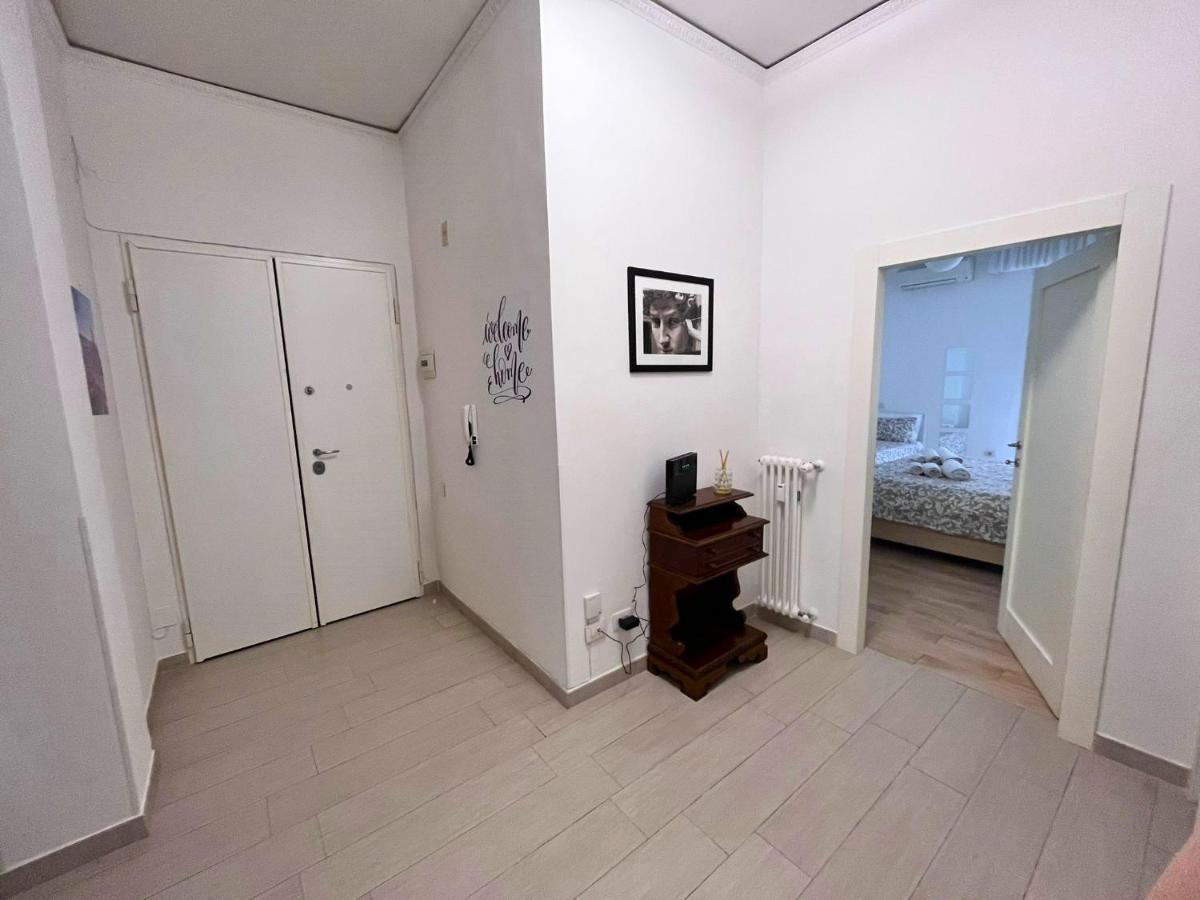 Apartment Modern River House Florenz